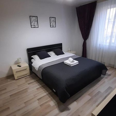 Apartament Kepa Din Piatra Neamţ Eksteriør billede